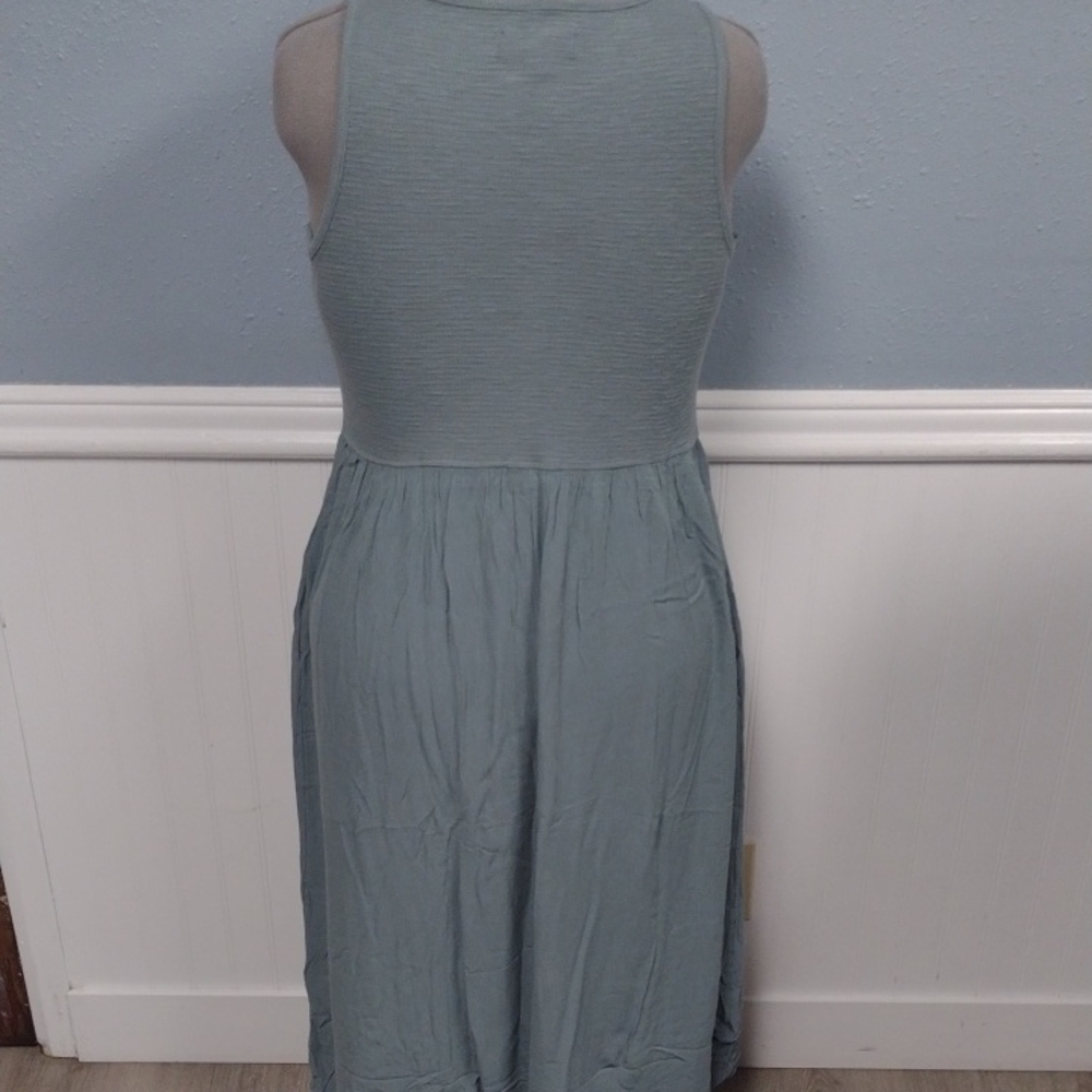 Frye Green Midi Sundress with Scoop Neck, Vacation,Beach, Casual. - Picture 5 of 13